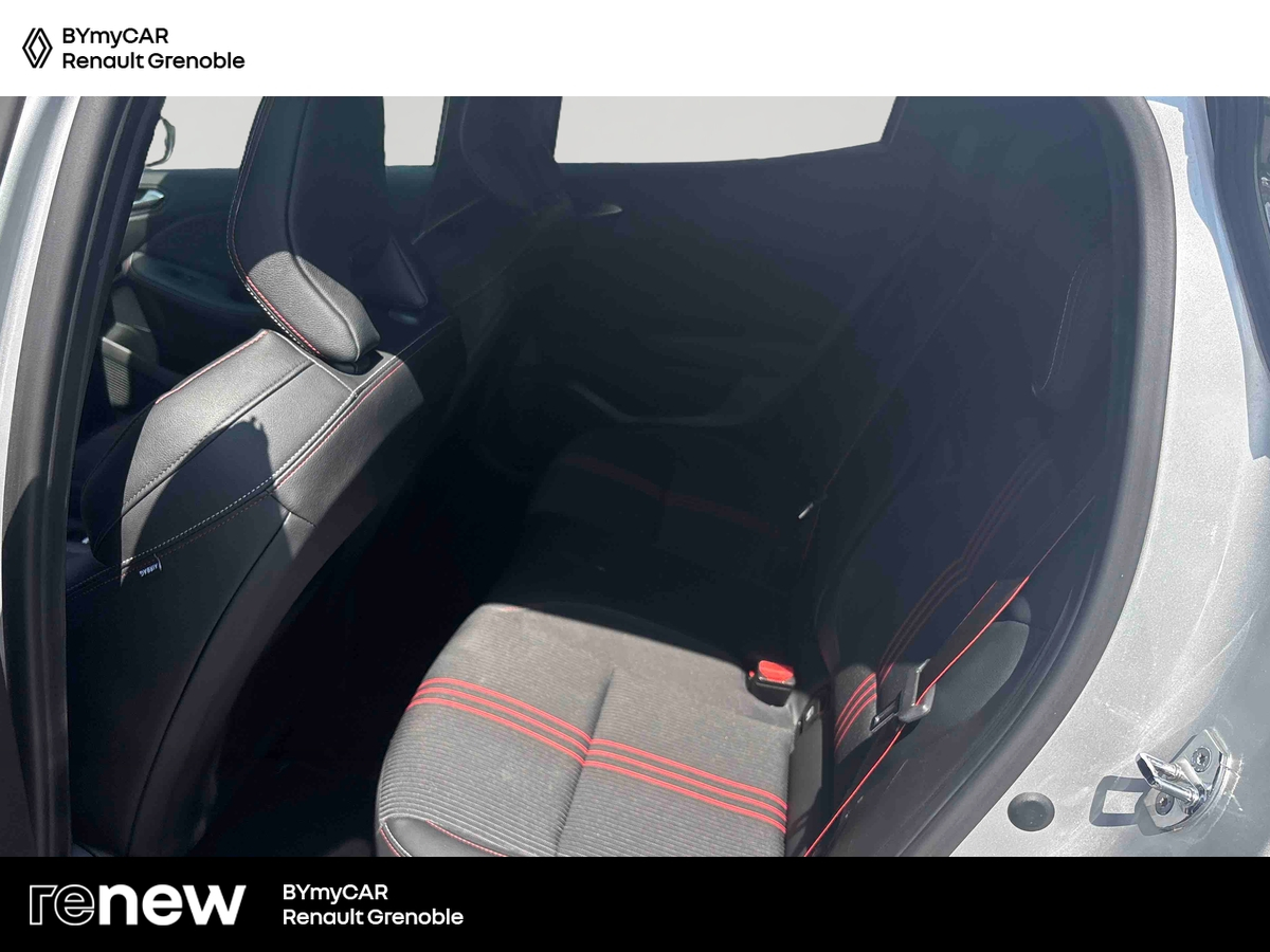 Renault Clio E-Tech 140 - 21N — photo 12
