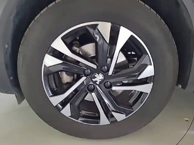 Peugeot 2008 bluehdi 130 s&amp;s eat8 — photo 44