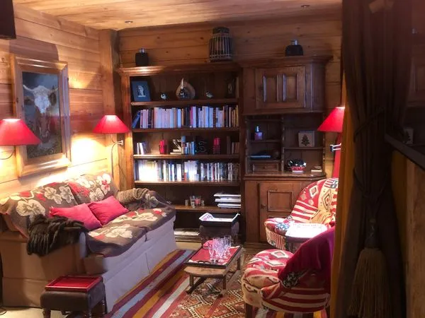 MEGEVE ROCHEBRUNE appartement de charme 450 000 style chalet
