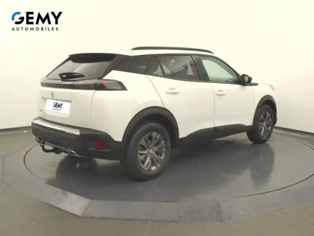 Peugeot 2008 puretech 130 s&amp;s eat8 — photo 18
