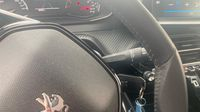 Peugeot 208 1.2 PureTech 75ch S&S Active Pack — photo 24