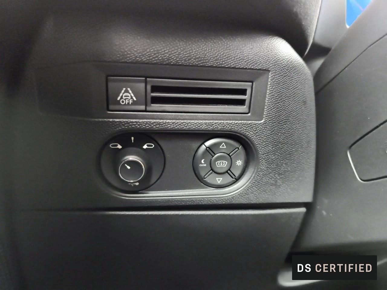 Ds Ds 3 crossback puretech 130 eat8 performance line+ — photo 16
