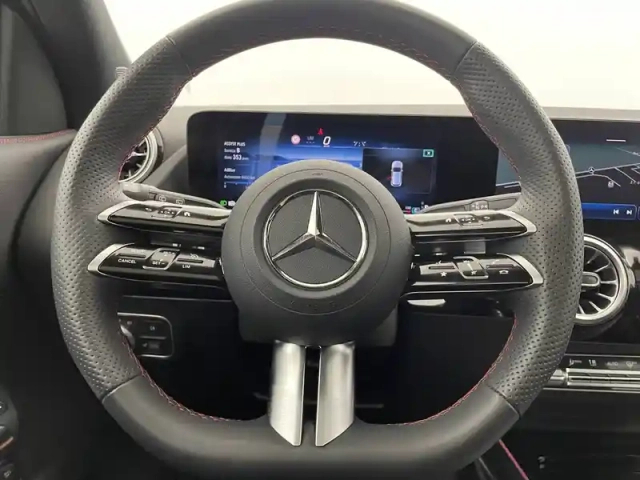 Mercedes Gla 200 d 8g-dct — photo 23