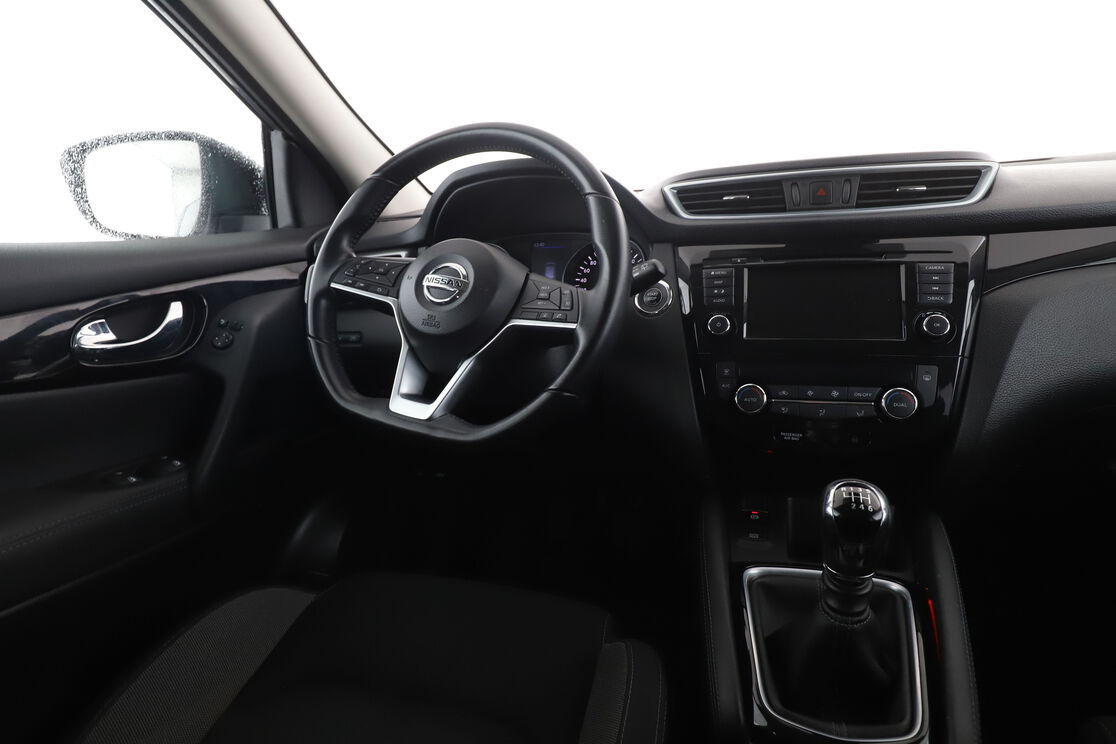 Nissan Qashqai 1.5 dCi N-Connecta — photo 12