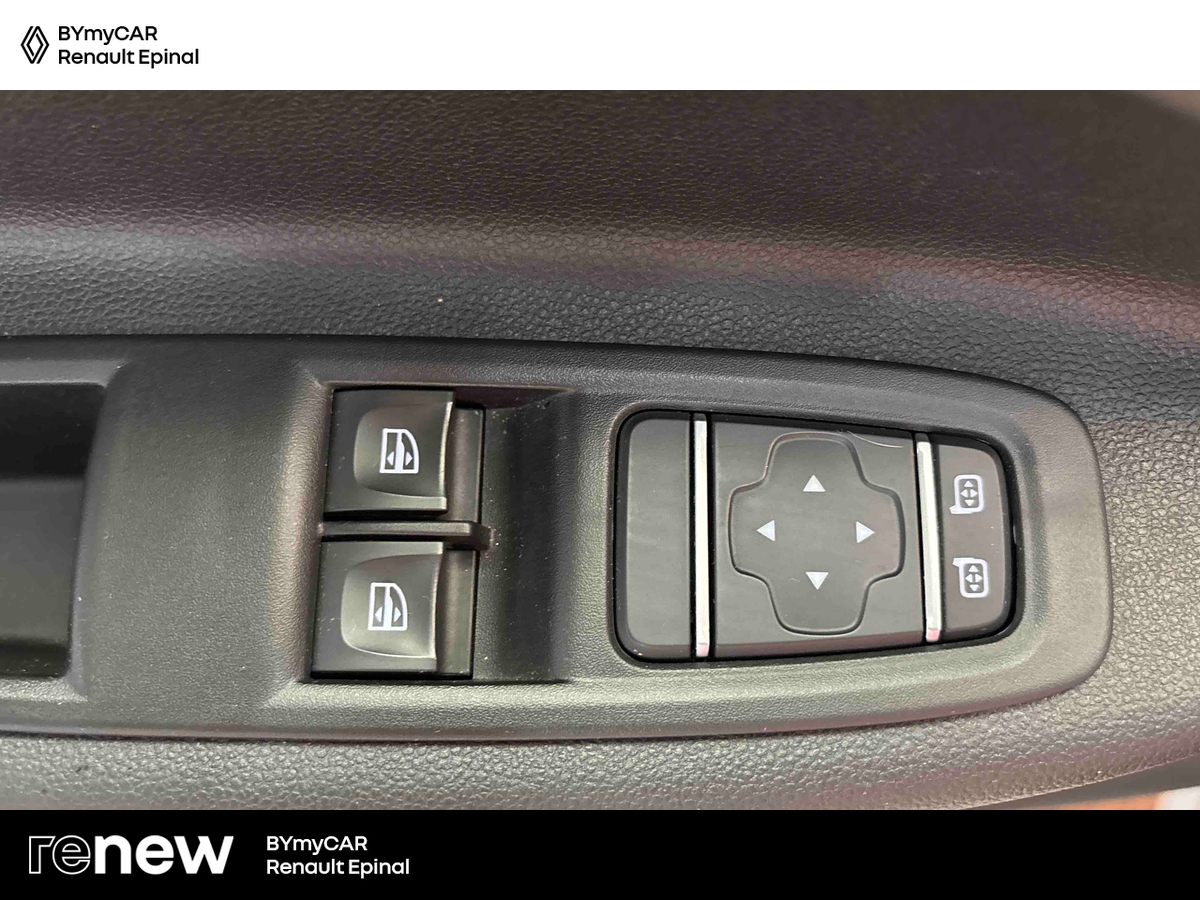 Renault Zoe R110 - 21 — photo 17