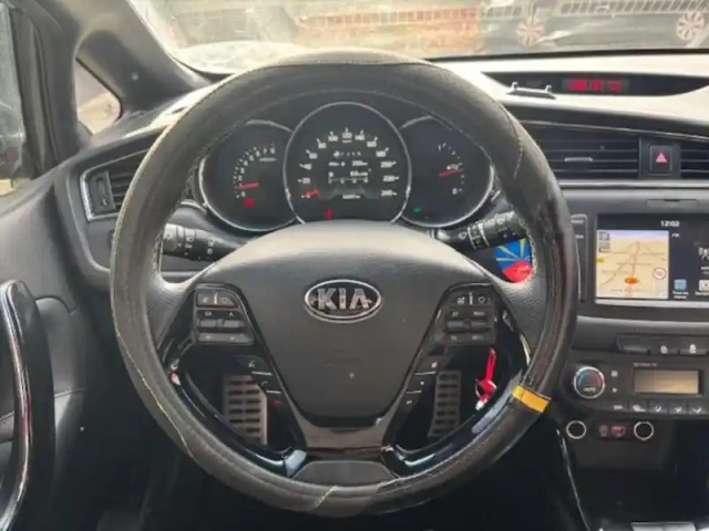 Kia Proceed pro_cee''d coupé 1.0 t-gdi 120 ch isg gt line — photo 10