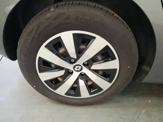 Renault Clio tce 90 — photo 14