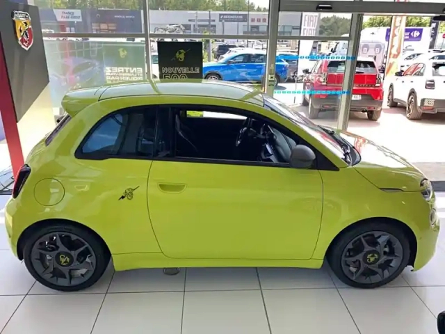 Abarth 500 e 155 ch — photo 12