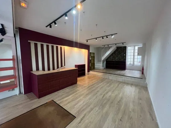Local commercial 55 m²
