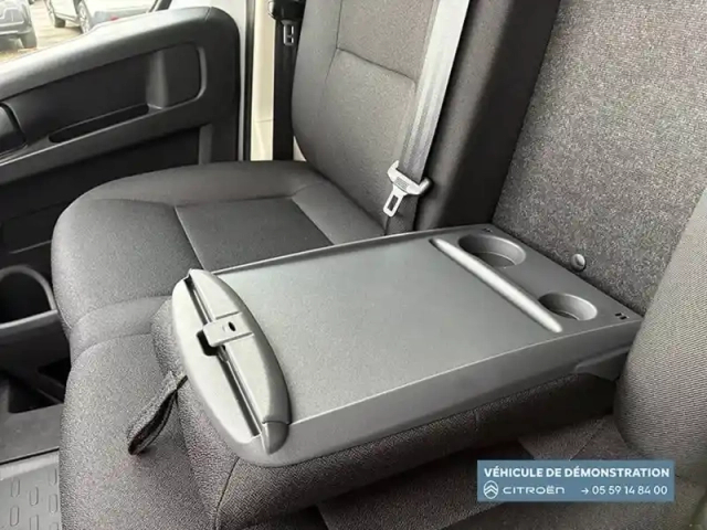 Citroën Jumper fgn 3.5t d l2h2 140 ch manuelle — photo 4