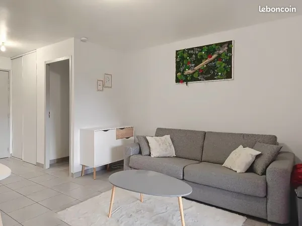 Loue T2 meublé 45m² avec terrasse plein sud
