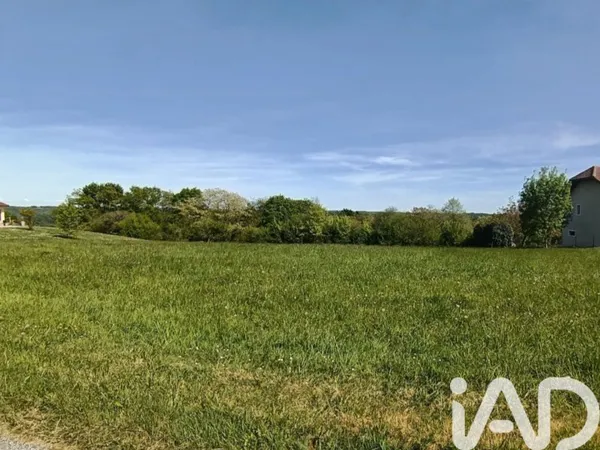 Terrain 3000 m²