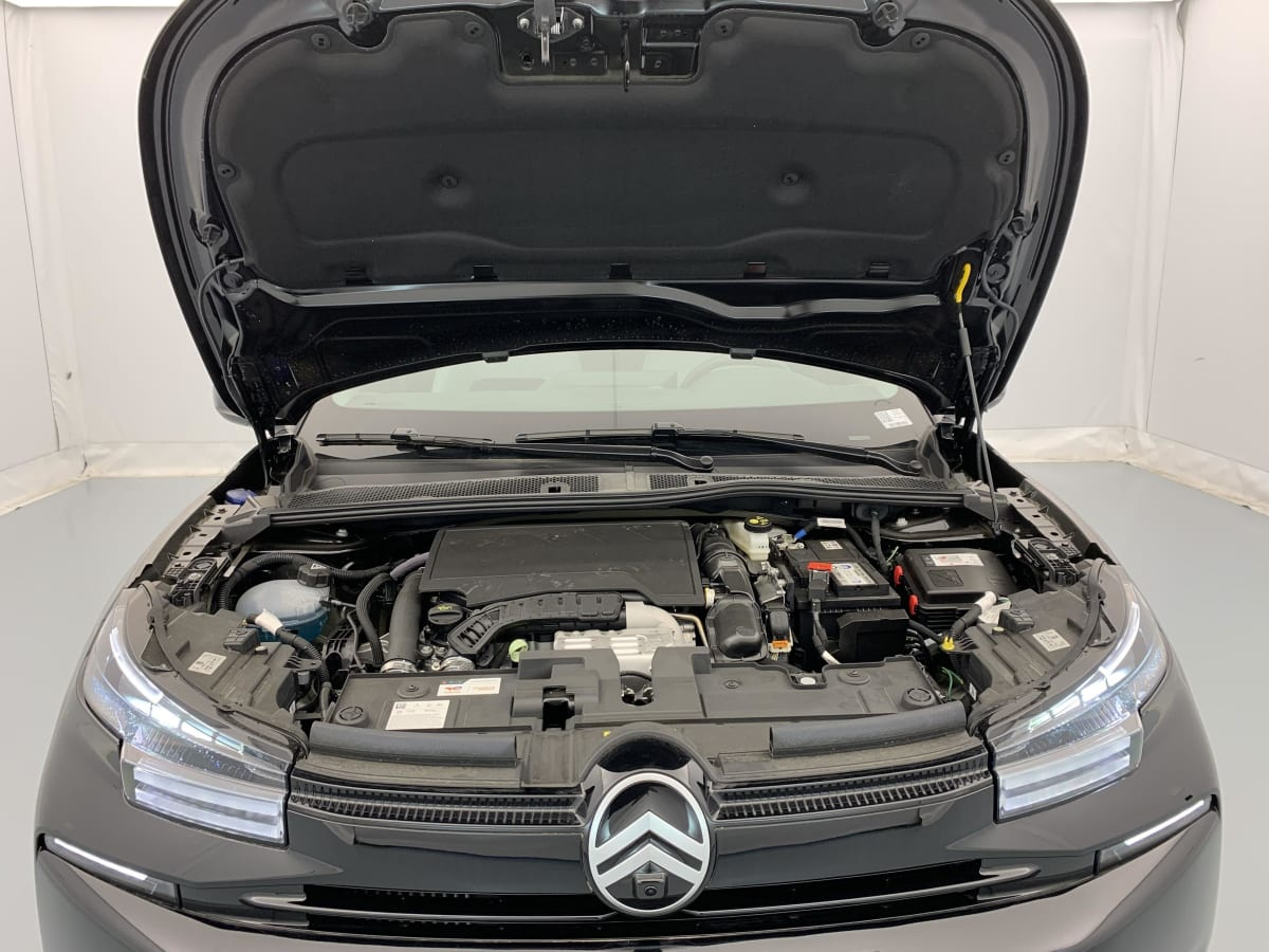 Citroën C4 — photo 28