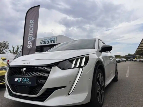 Peugeot 208 puretech 100 s&amp;s eat8