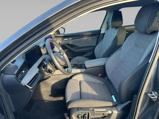 Skoda Superb combi 1.5 tsi 204 ch phev dsg6 — photo 10