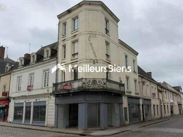 Local 245 m²