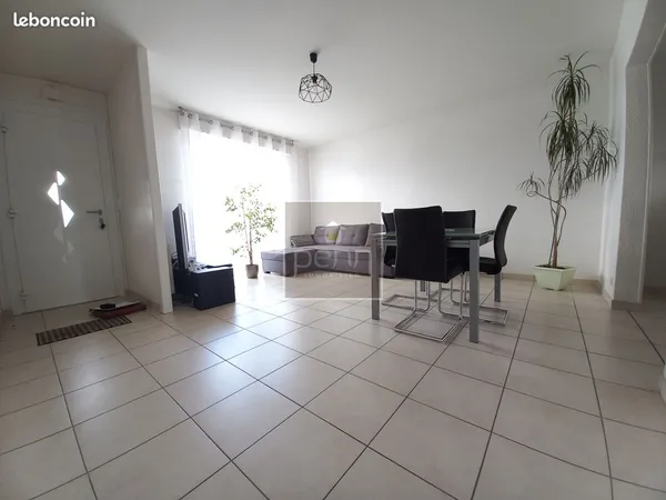 Maison 4 pièces 75 m²