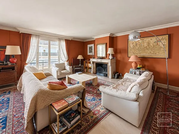 LYON 6, PROX. TETE D'OR, Dernier étage,165.40 m²