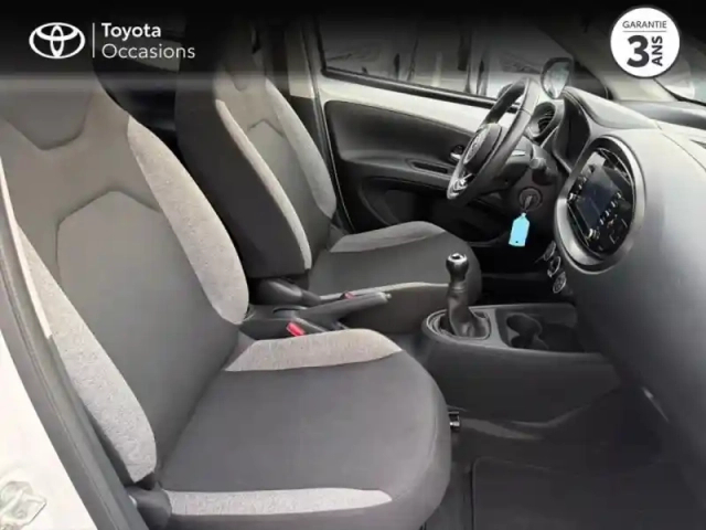 Toyota Aygo X 1.0 vvt-i 72ch dynamic — photo 12