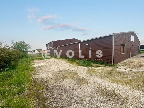 Local d'activité 600 m²