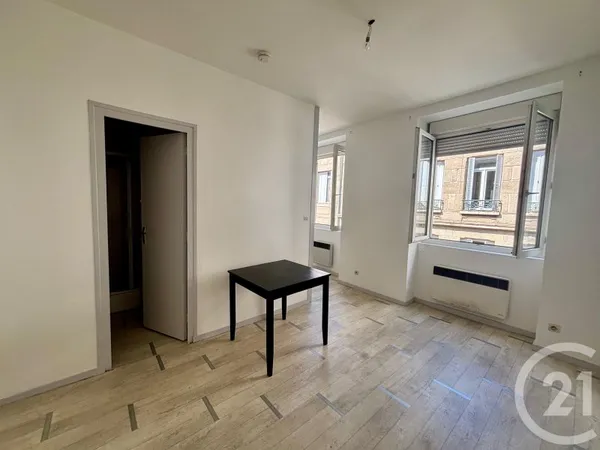 Appartement 1 pièce 19 m²
