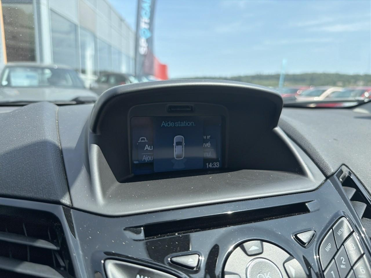 Ford Fiesta 1.0 ecoboost 125 s&s titanium — photo 19