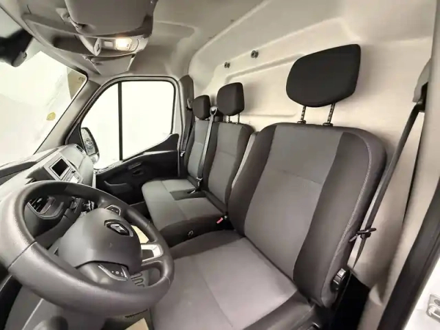 Renault Master fgn trac f3500 l2h2 blue dci 135 — photo 58