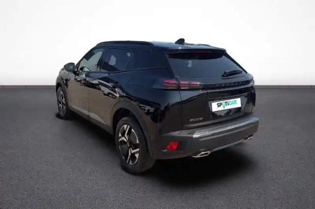 Peugeot 2008 hybrid 145 e-dcs6 — photo 4