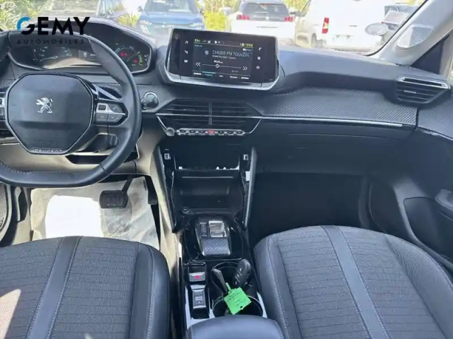 Peugeot 208 electrique 50 kwh 136ch — photo 8