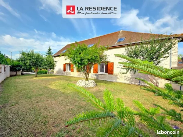 Ferme 8 pièces 262 m²