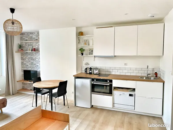 Studio refait à neuf - meublé & entièrement équipé - Auxerre centre sud
