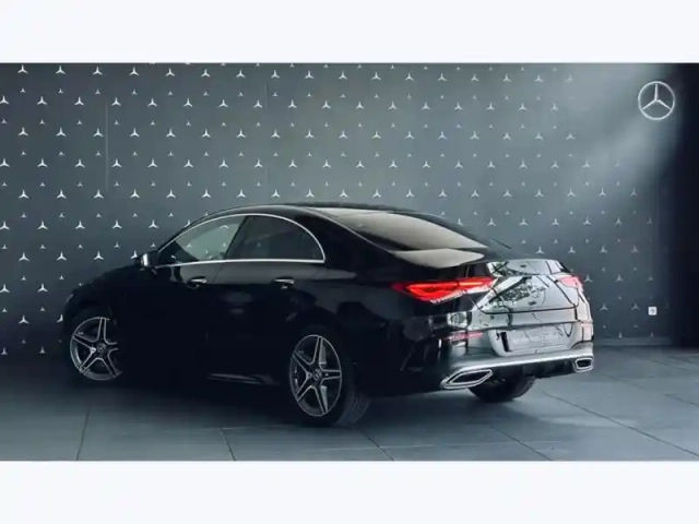 Mercedes Cla 200 d coupé amg line — photo 3