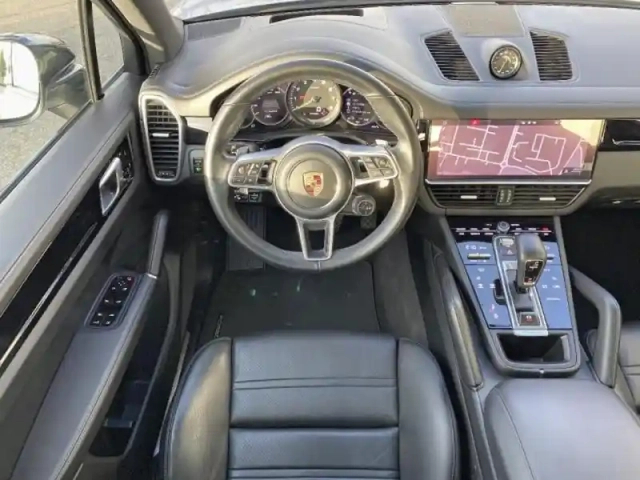 Porsche Cayenne 3.0 v6 462ch e-hybrid — photo 15