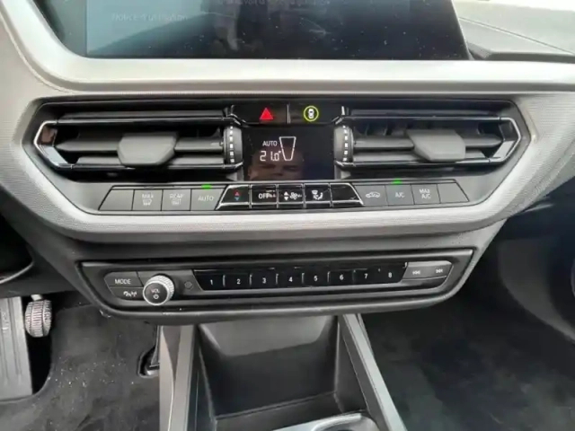 Bmw Serie 1 série 1 116d 116ch business design — photo 11