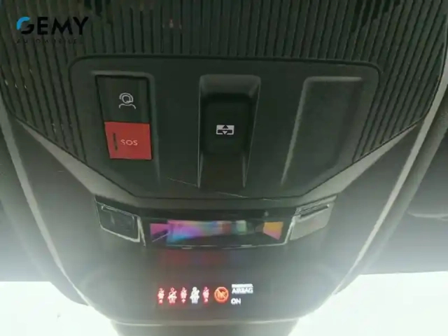 Peugeot 408 phev 225 e-eat8 — photo 17