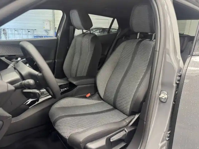 Peugeot 2008 100 s&amp;s bvm6 — photo 79
