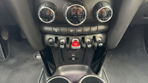 Mini Mini 1.5 One 102 - Camden – 2022 – 53457 km – Essence – Boîte Manuelle — photo 51