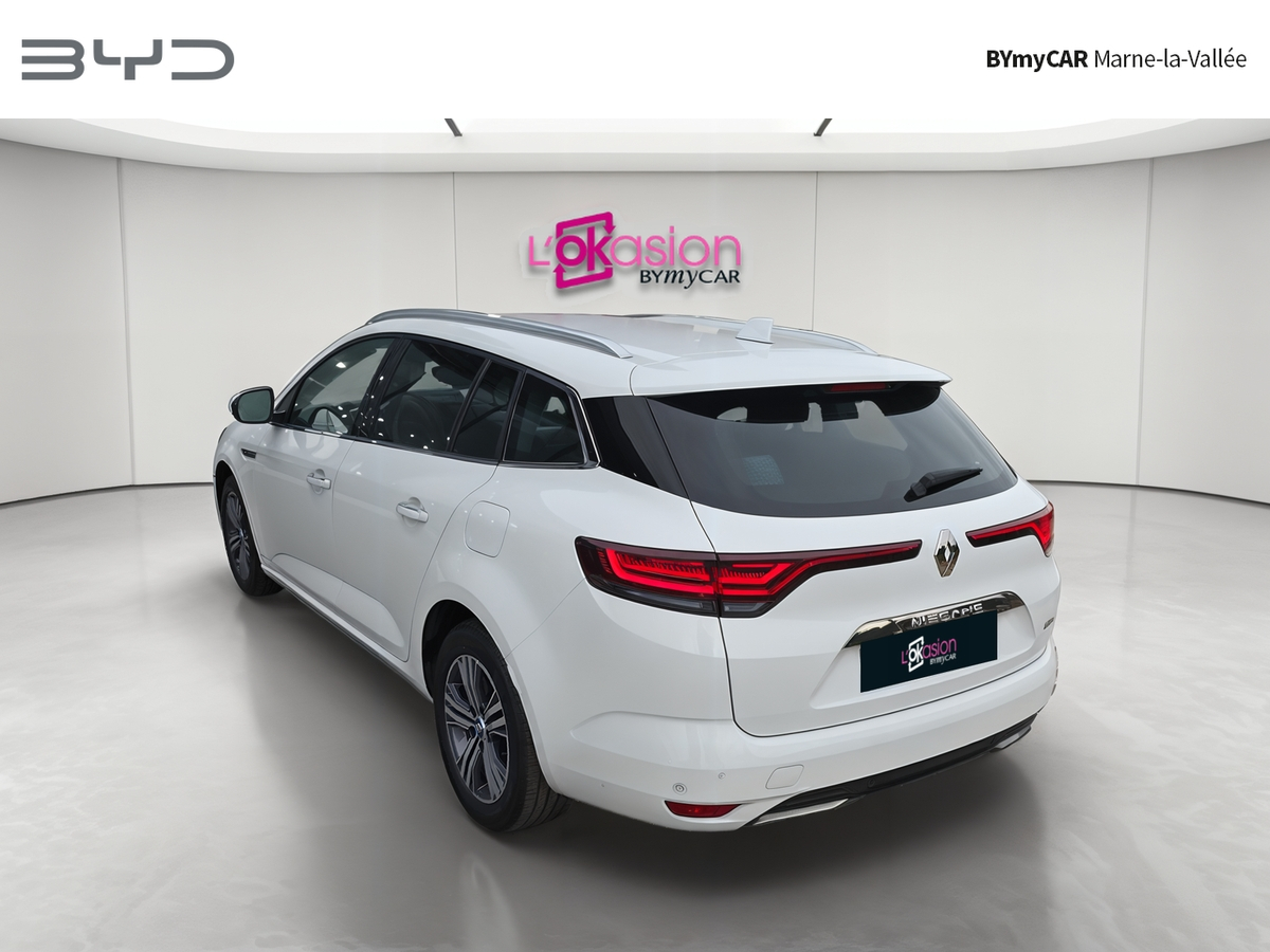 Renault Mégane IV Estate E-TECH Plug-In Hybride 160 — photo 3