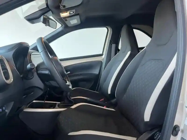 Toyota Aygo X 1.0 vvt-i 72ch design — photo 8