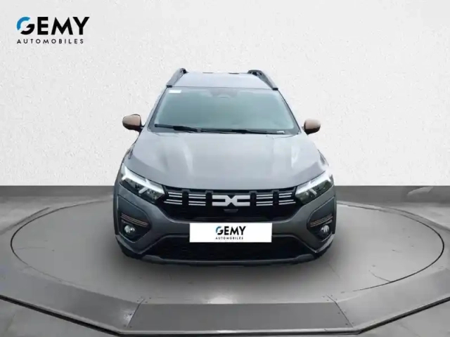 Dacia Jogger tce 110 7 places gsr2 — photo 54