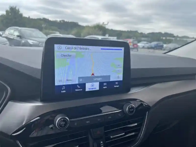 Ford Kuga 1.5 ecoblue 120ch titanium — photo 4