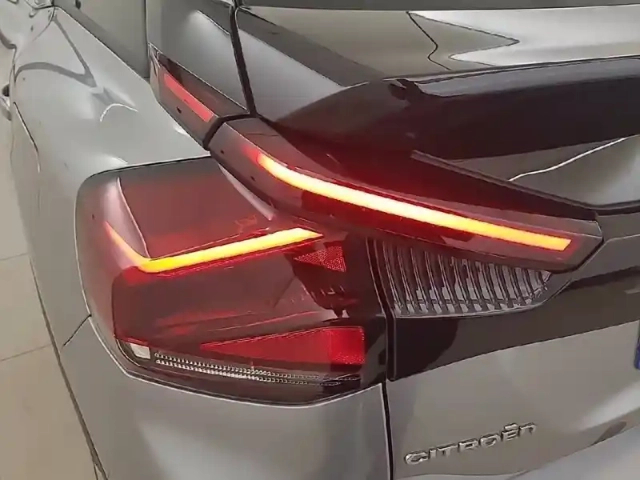 Citroën C4 puretech 130 s&amp;s bvm6 — photo 39