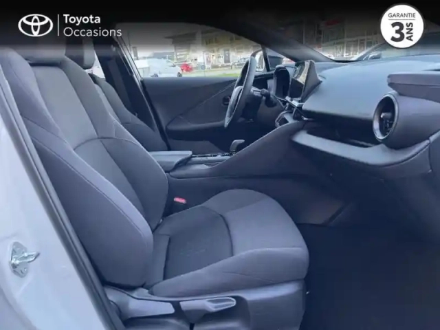 Toyota C-Hr 2.0 hybride rechargeable 225ch design pk my25 — photo 12