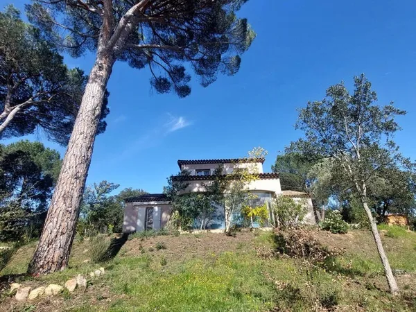 Villa 5 pièces 160 m²