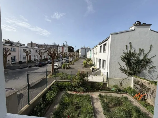 EXCLUSIVITE - BREST - SIAM HARTELOIRE - T4 RENOVE - 83 M2