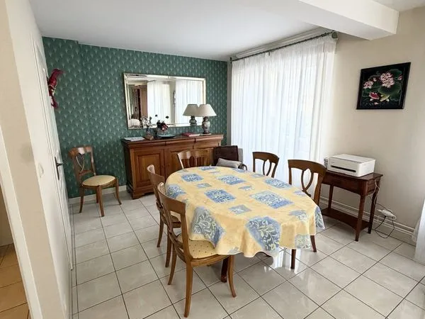 Appartement 5 pièces 100 m²