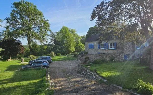 Maison 8 pièces 215 m²