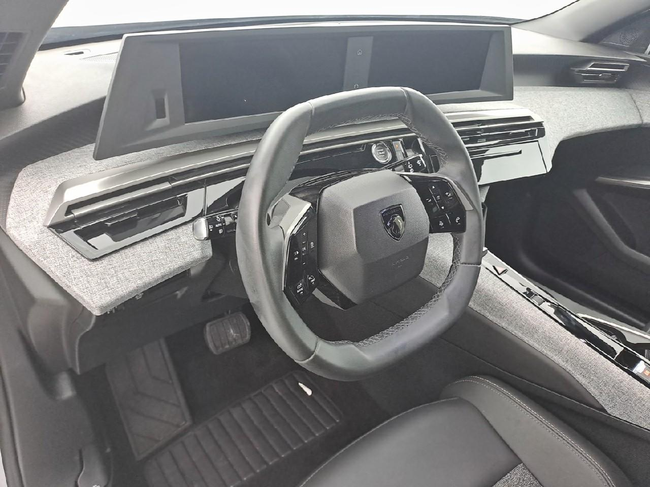 Peugeot 5008 hybrid 145 ch e-dcs6 allure — photo 14