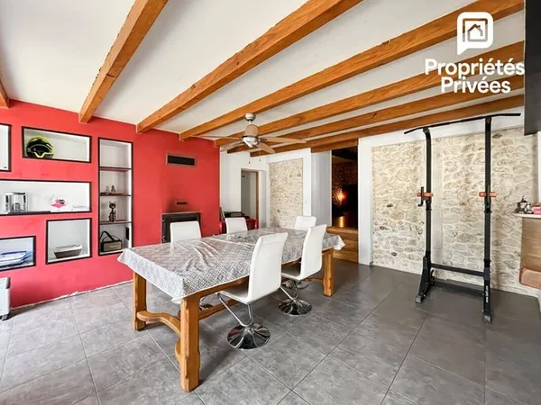 Maison 6 pièces 161 m²