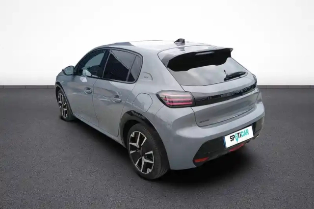 Peugeot 208 hybrid 110 e-dcs6 — photo 4